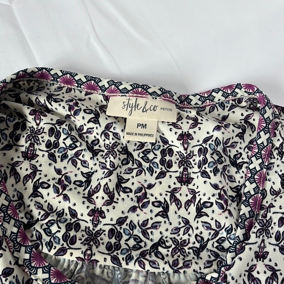 Style & Co top - Picture 3 of 7